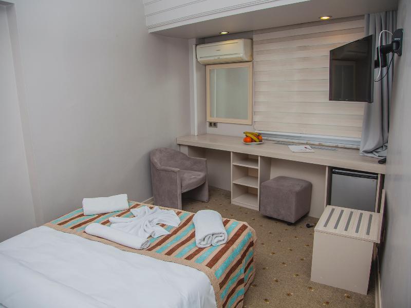 Dundar Hotel & Spa อิสตันบูล ภายนอก รูปภาพ