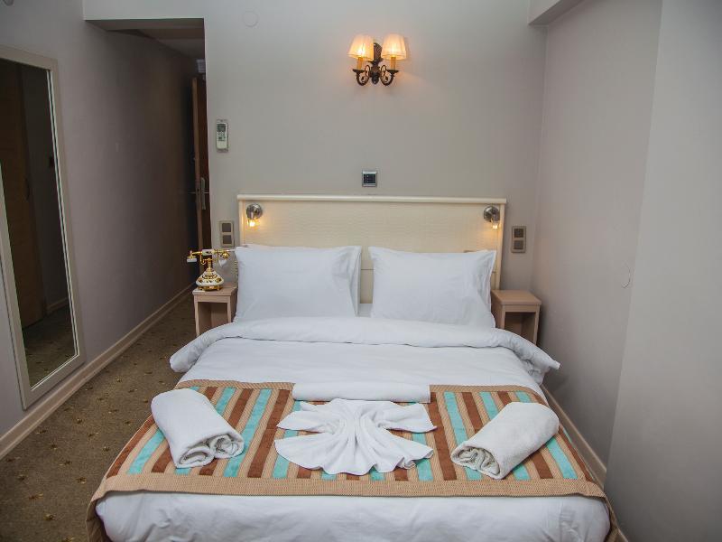 Dundar Hotel & Spa อิสตันบูล ภายนอก รูปภาพ